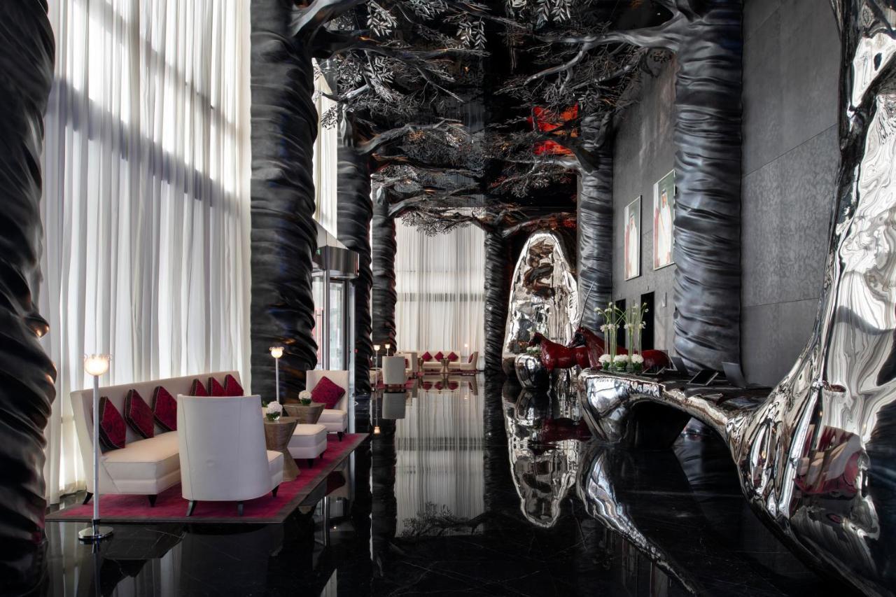 Banyan Tree Doha At La Cigale Mushaireb Exterior photo The lobby of the hotel