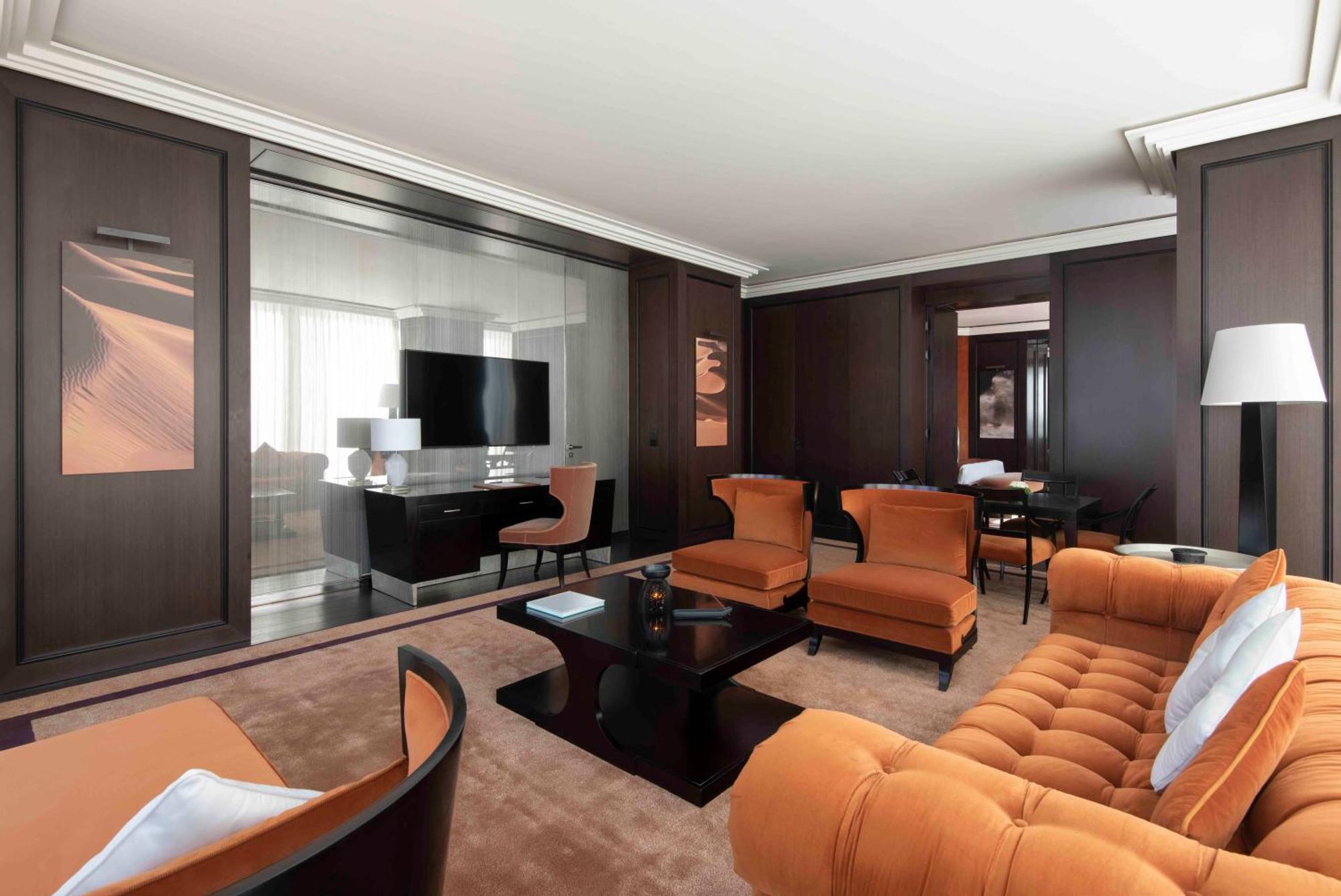 Banyan Tree Doha At La Cigale Mushaireb Exterior photo A suite at the Mandarin Oriental, Paris