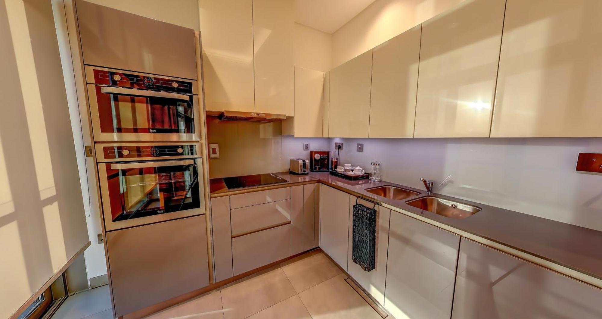 Banyan Tree Doha At La Cigale Mushaireb Exterior photo A kitchen
